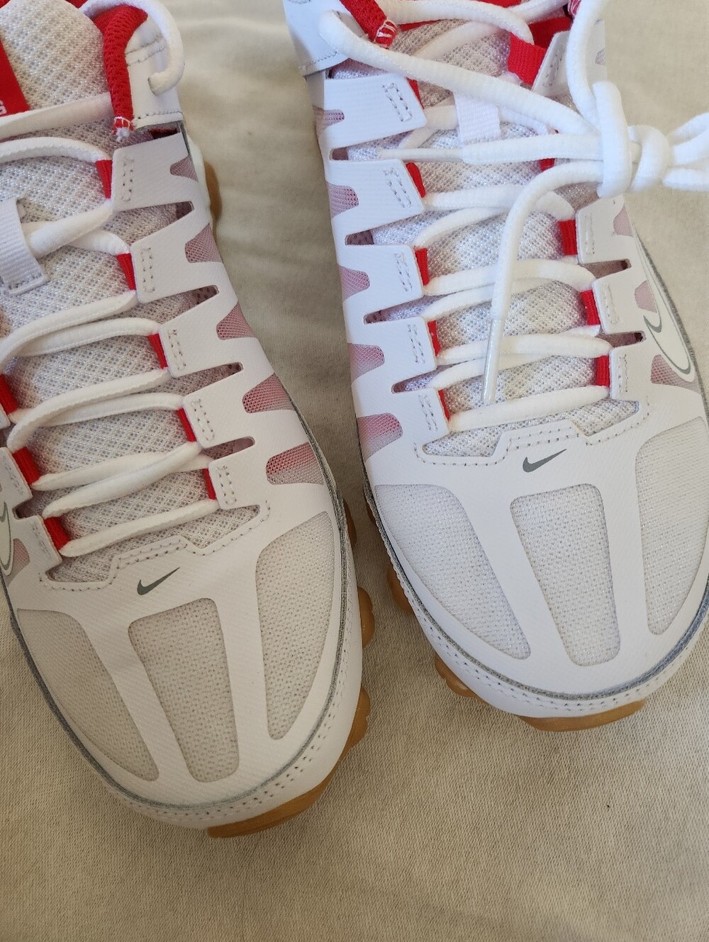 Nike‎ Reax 8 TR Mesh Sneakers Mens 9 White Red 621716-103 Walking Shoes NEW - Picture 11 of 14